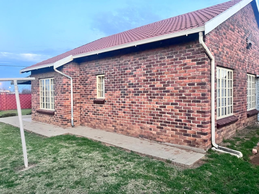 3 Bedroom Property for Sale in Mangaung Free State